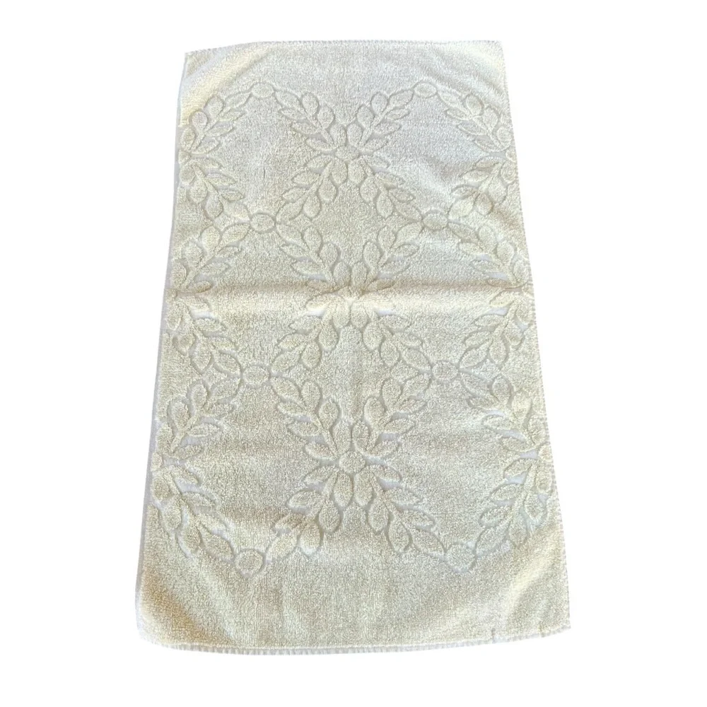 Vintage Cannon Fig Leaf Sculpted 4-Piece Cotton Bath Towel Set Sunny Yellow USA